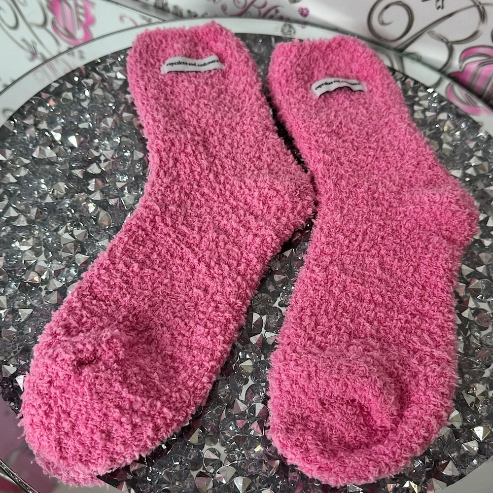 Cupcakes & cashmere socks brand new Cozy Pink Fuzzy Socks